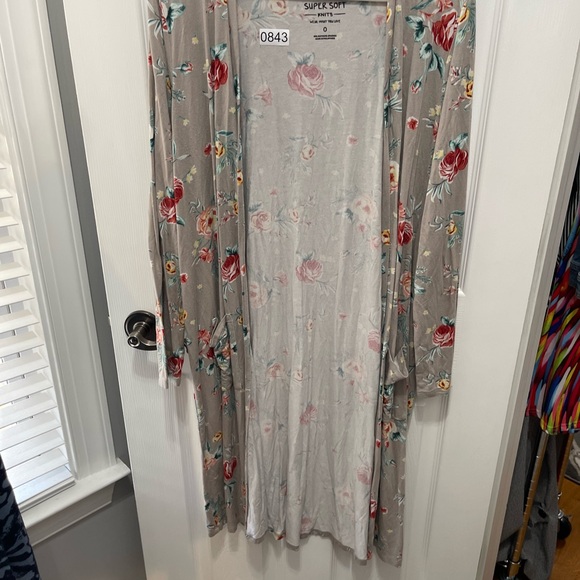 Torrid Super soft Knit Size 0 Large - Picture 6 of 10